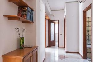 Ampio appartamento 4 vani e box auto