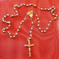 Rosario in vermeil con perline