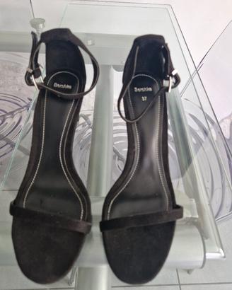 sandali donna bershka  37