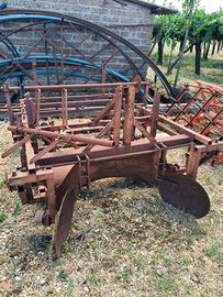 Macchina stendiplastica baulatrice 