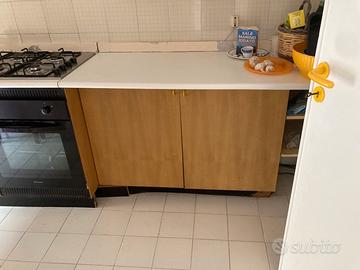 Mobili cucina con frigo