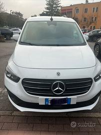 Mercedes classe T 180 d premiu 2024