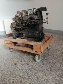 PER  WILLYS CJ3B   Motore Perkins 1800 Diesel 