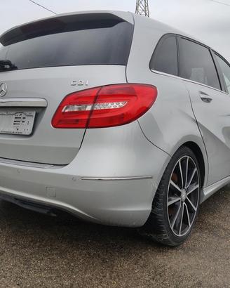 MERCEDES CLASSE B W242, W246 B 180 CDI ricambi