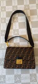 BORSA FENDI PELLE