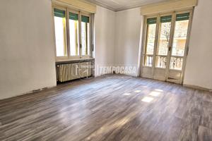 VILLA TRIFAMILIARE LIBERA SUBITO!