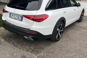 Mercedes - Benz C 220 4 matic ALL-TERRAI N