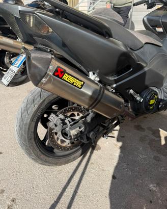 Scarico tmax  500/530 AKRAPOVIC