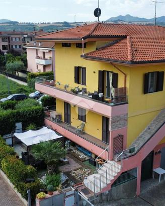 4 LOCALI A RIOLO TERME