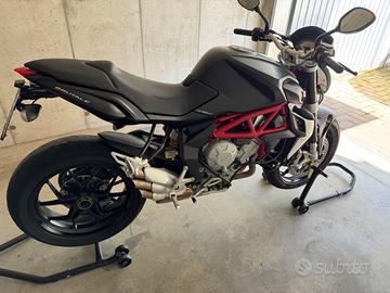 MV Agusta Brutale 675 EAS ABS 2015