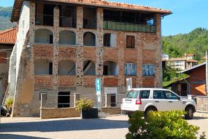 Casa indipendente Ailoche centro