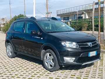 Dacia Sandero Stepway 1.5 DIESEL - NEOPATENTATI PE
