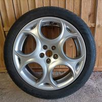 Set nuovo gomme/cerchi Alfa Romeo