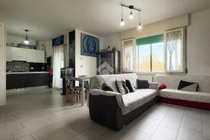 3 LOCALI A MOLINELLA