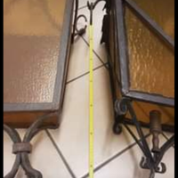 Lampade antiche da porticati di palazzo