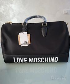 bauletto moschino