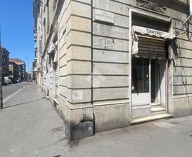 NEGOZIO A TORINO