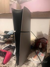 Ps5 digital slim e due controller come nuovi