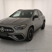 MERCEDES-BENZ GLA 200 d automatic