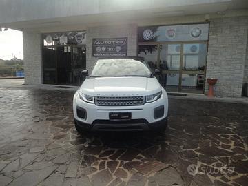 Land Rover Range Evoque 2.0 eD4 5p. Urban Attitude