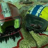 Due caschi da moto taglia s