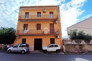 4 LOCALI A REGGIO DI CALABRIA