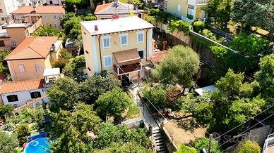 VILLA SINGOLA A TRIESTE