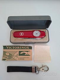 COLTELLINO SVIZZERO VICTORINOX CON OROLOGIO 