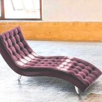 CHAISE LONGUE DOLCEVITA GRIFFATA IN OUTLET -60%