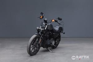 HARLEY DAVIDSON 883 Iron