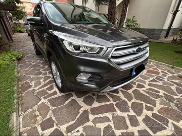 FORD KUGA 1.5 TDCI 120CV Titanium 2018  Diesel