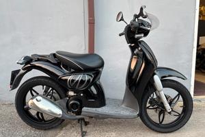 Aprilia Scarabeo