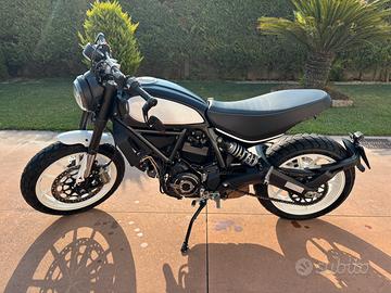Ducati scrambler 800