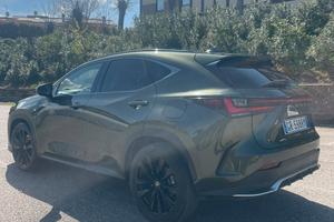 Lexus nx450h+ Fsport