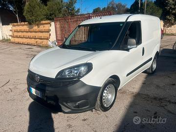 FIAT DOBLO' 2022