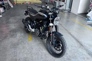 Husqvarna Svartpilen 125 - 2021