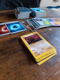 Lotto 210 carte Pokemon  -8 vintage (1 holo) ecc