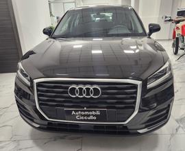 Audi Q2 30 TDI Business Design
