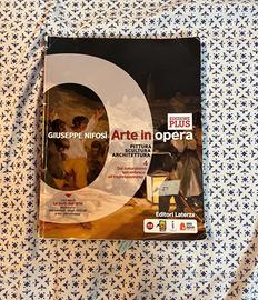 Libro di arte per scuola superiore