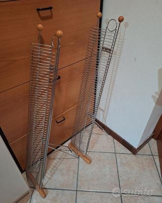 Porta CD in metallo e legno -  OFF. LIBERA!