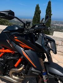KTM SUPER DUKE 1390 R EVO
