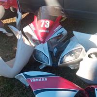 Yamaha r1