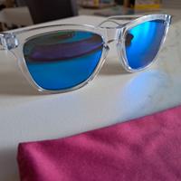 Oakley Frogskins lenti prizm