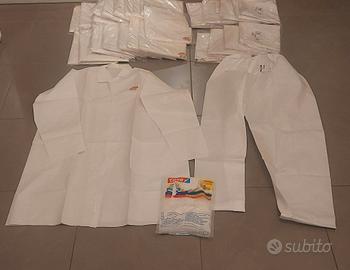 17  Camicie 10 Pantaloni Monouso Lifeguard + Telo