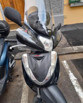 Scooter Honda SH300i