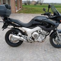 Yamaha TDM 850