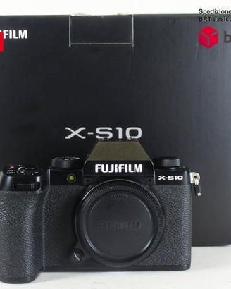 Fuji X-S10