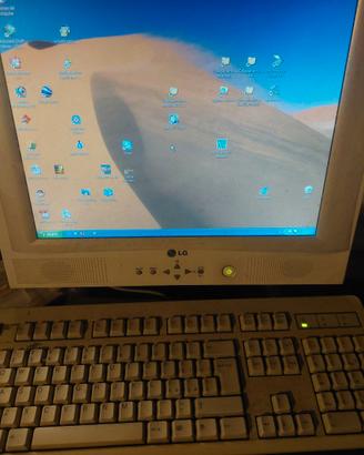 Monitor LG 15''
