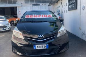 Toyota Yaris 1.0 5 porte Lounge