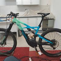 specialized e-bike turbo levo kenevo